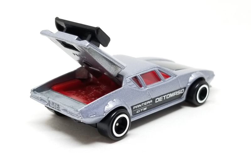Illustration for article titled LaLD Engine Week: Tomica De Tomaso Pantera GTS